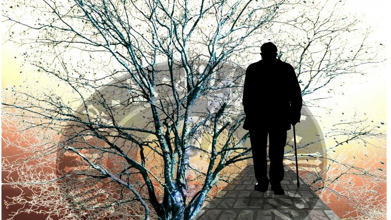 8 ZLOZVYKŮ, DÍKY KTERÝM STÁRNETE RYCHLEJI